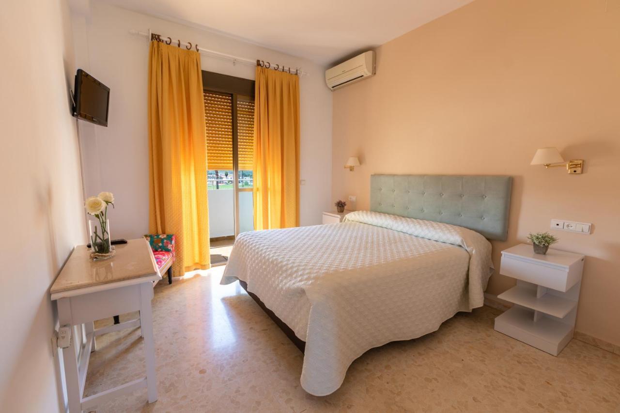 Hostal San Luis Almodóvar del Río Esterno foto